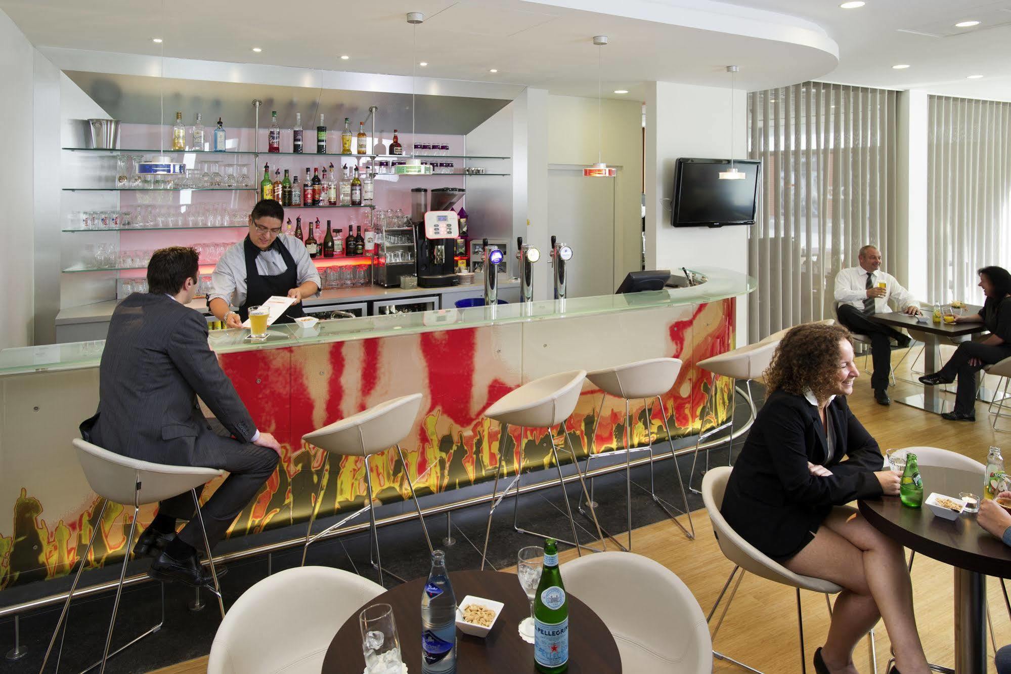Готель Ibis Esch Belval Екстер'єр фото