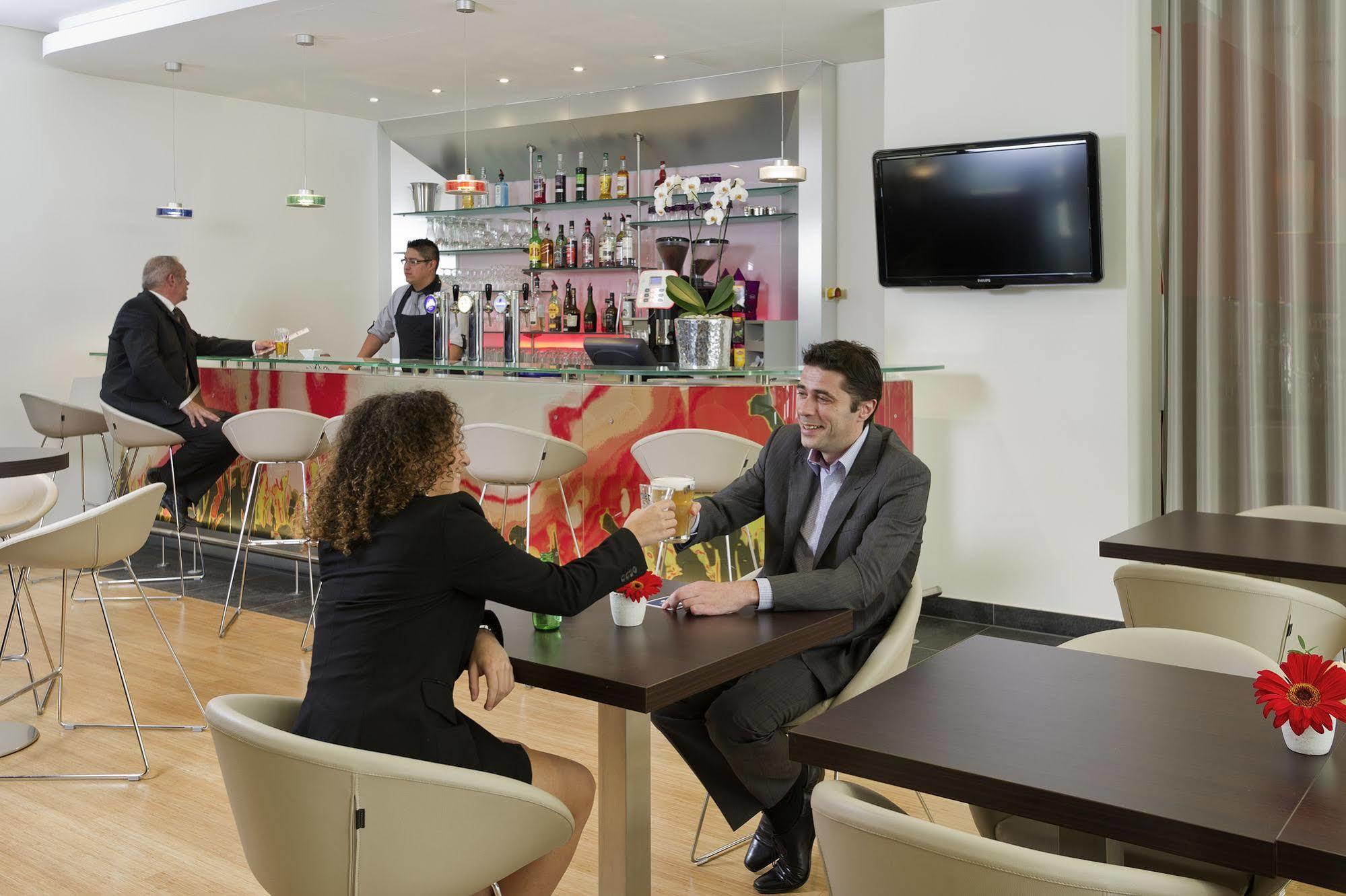 Готель Ibis Esch Belval Екстер'єр фото