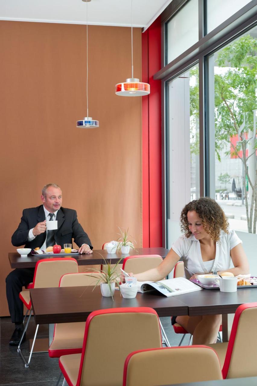 Готель Ibis Esch Belval Екстер'єр фото